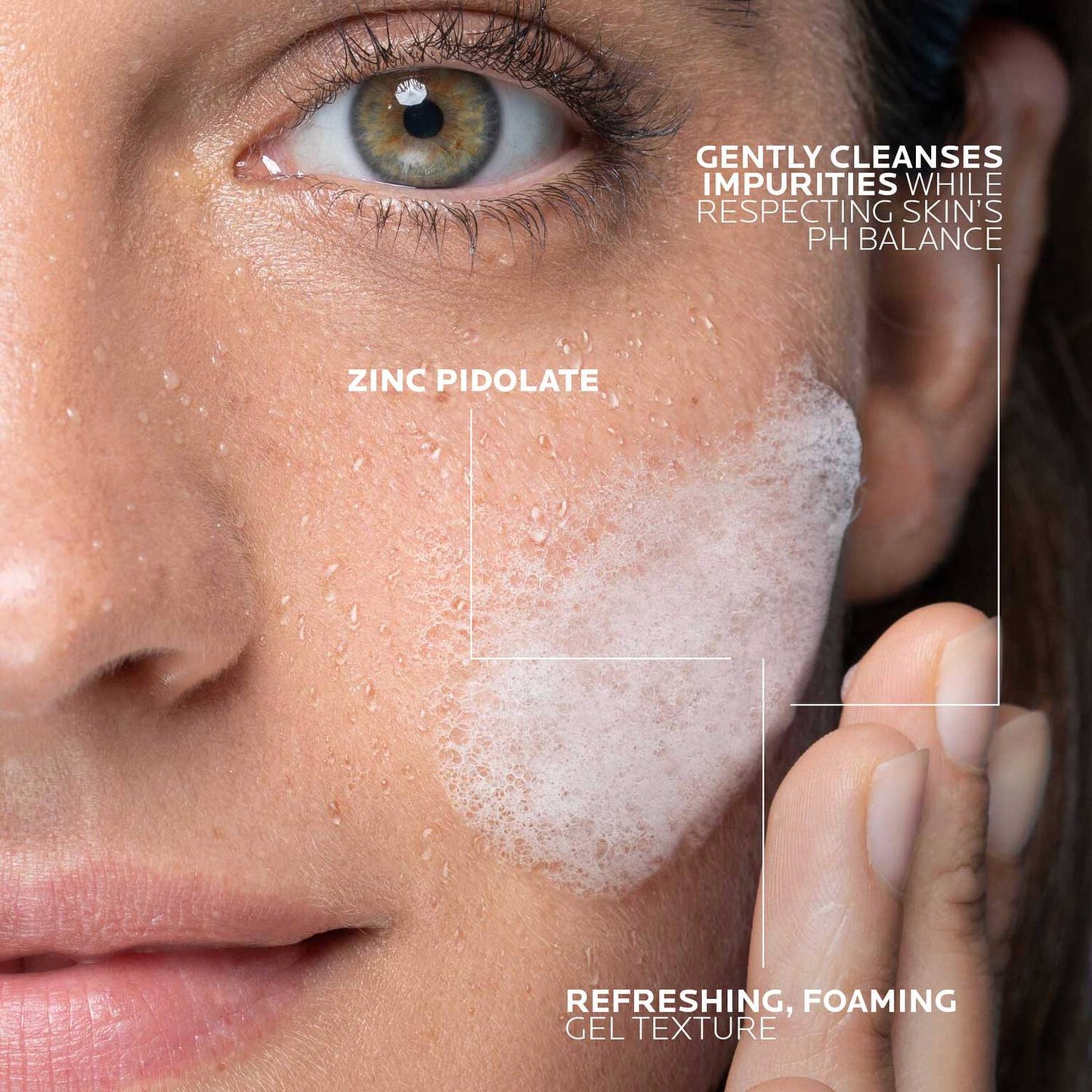 effaclar-gel-facial-wash-for-oily-skin-j0 LaRochePosay-Product-Effaclar-Effaclar-Foaming-Gel-400ml-3337872411991-texture-REV.jpg